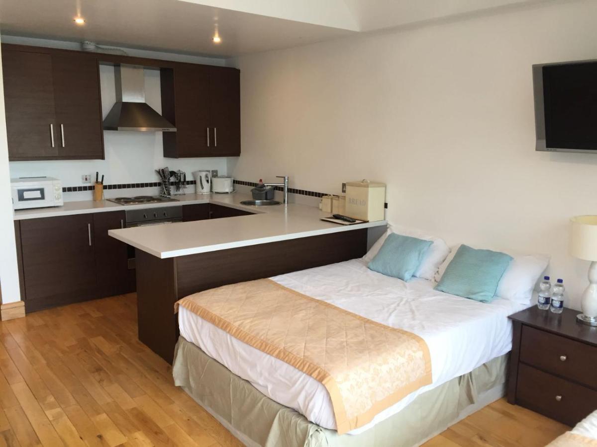 Carlingford Marina Apartments מראה חיצוני תמונה